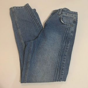 BDG High Rise Mom Jean
